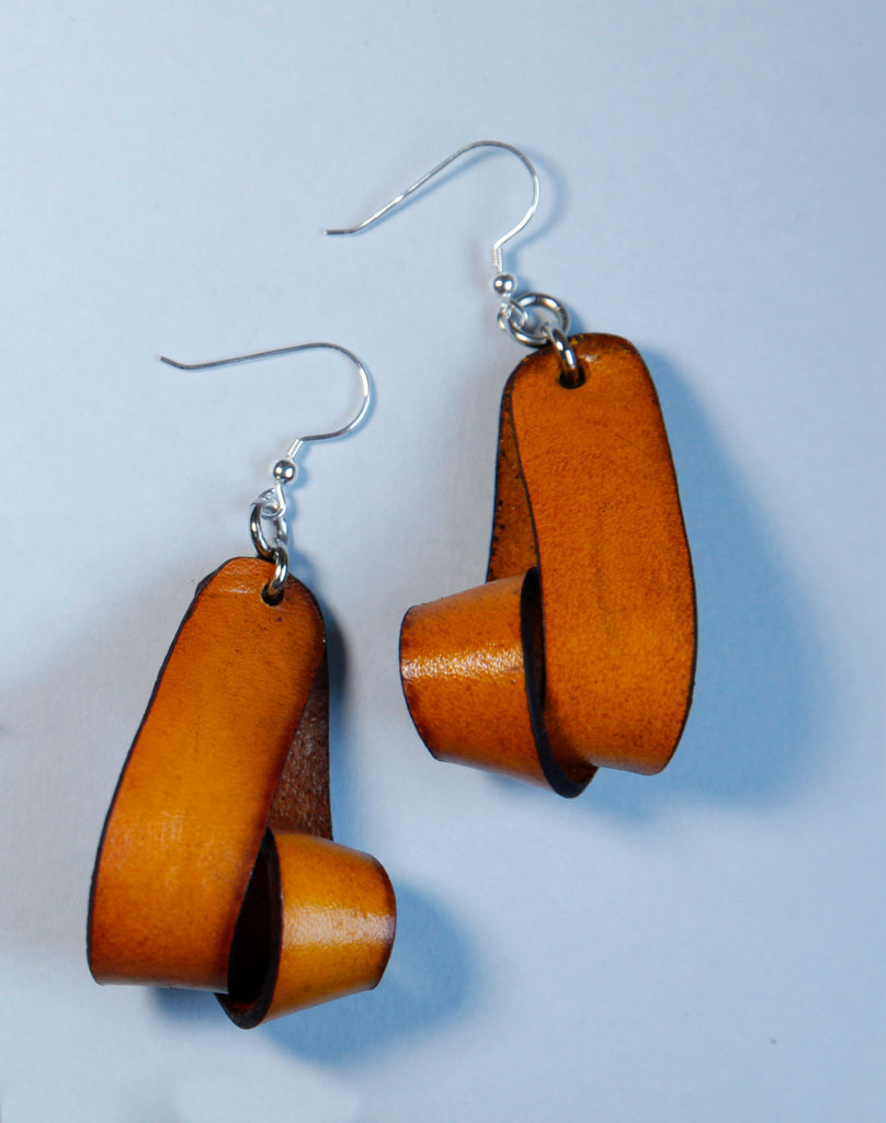 The Carla Medium Leather Earrings - Tan (Hand Dyed) - Amber Poitier Inc.